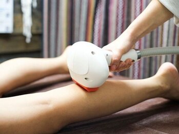 RUMIEREの写真/お肌の負担を最小限に抑えた美肌脱毛で、全身脱毛をしながらツルスベ肌へ♪お得価格で通いやすい！