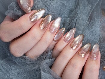 ネイルアンドアイラッシュ シシュ なんば本店(nail&eyelash SyiSyu)の写真/選ばれるネイルサロンで理想の指先へ!新規のお客様はオフ代無料の特典あり♪