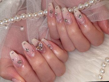 ルアナ(LUANA)/マグネットに白グラデーション