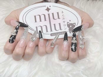 ミュウミュウ(miumiu)/春ネイル
