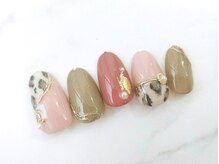 ネイル グラファー(Nail grapher)/