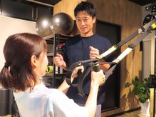 ココカラスタジオ 菊陽パーソナルジムの雰囲気（サスペンショントレーニングで柔軟性アップ＆体の歪み改善♪）