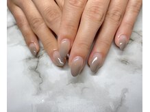 カロレ(CARORE)/グラデーションネイル