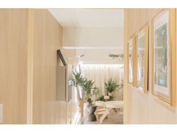 整体ラルース 中目黒(LALUZ)/テーマは中目黒EDITION【整体】