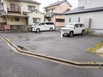 カーム(calm)/駐車場はこちら