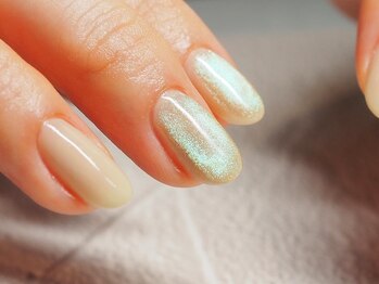 ビューティトリップ(Beauty TRIP)/マグネットネイルの美しい横顔