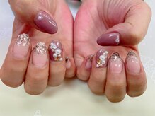 ネイルサロン ティアラリュクス 市川北口店(Tiara Luxe)/キラキラネイル