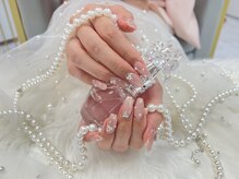 クイーンズネイル(Queeens nail)の雰囲気（パーツが大人気　　パーツ込み料金デザインも人気(^^)v）