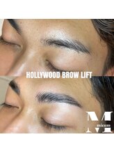 ミウム(mieum)/ハリウッドブロウリフト