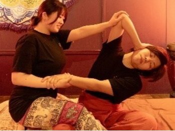 タイ古式マッサージアンドカフェ ワイルーム 静岡(wairoom)の写真/絶妙な力加減はやみつきに…♪タイ式マッサージで首肩コリや疲れをすっきりリフレッシュ!