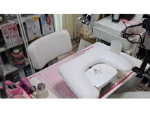 ジュジュ(JJ)の雰囲気（ネイル席です。集塵機も完備してます。）