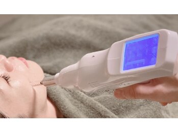 アンテイン(anthein)/針をつかわない成長因子導入