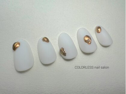 カラーレス(COLORLESS)の写真