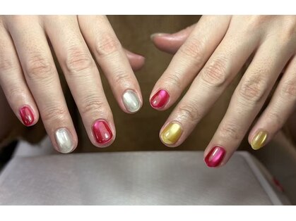 アイナ(Aina)の写真