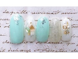 ハンド・フットネイル各8,800円