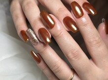 サロンドフォーエイチ(salon de 4H)/ブラウンにミラーが大人っぽい！