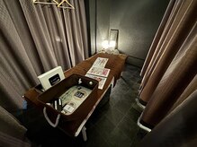 手温プラス 金山店の雰囲気（落ち着きやすい、半個室での心地よい施術です。）