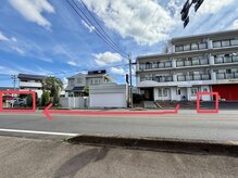 江南まつげ/駐車場