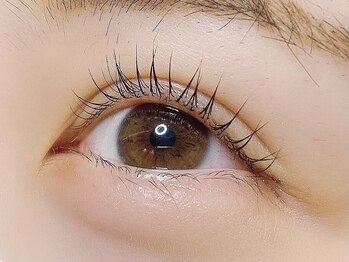 メッサラフィナート 門前仲町(MESSA Raffinato)の写真/《モチの良さに定評あり◎》1ヶ月半～3ヶ月の持続力で、あなたの目元を美しく華やかに演出します♪