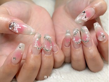 ビアンカ 新宿西口店(Bianca)の写真/思わず自慢したくなるような特別ネイル♪ステキ女子は指先から◎特別な日に映えるネイルはお任せ!