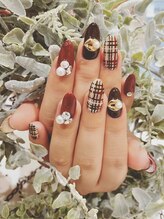 サロンドティアラ(salon de tiara)/チェック柄ネイル☆