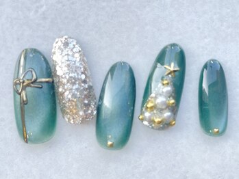 ターラ(Tara)/クリスマスネイル