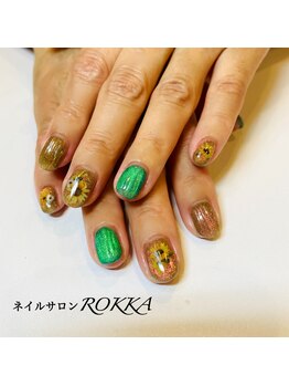 ロッカ(ROKKA)/夏のひまわりネイル