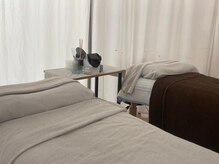 仕事帰りにもぜひ！当日空きがあれば急遽、施術も可能です！