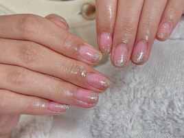 チークネイル×フラッシュグラデ