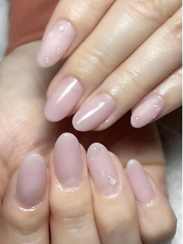 レディグリッター(Lady glitter)/ヌーディー水滴ネイル