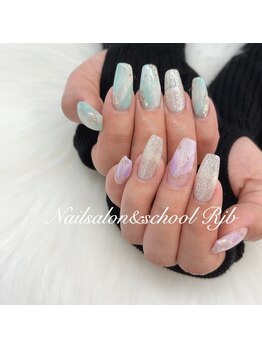 ネイルサロン アンド スクール アールジェイビー(Nailsalon&School Rjb)/お色で雰囲気を変えて大理石♪