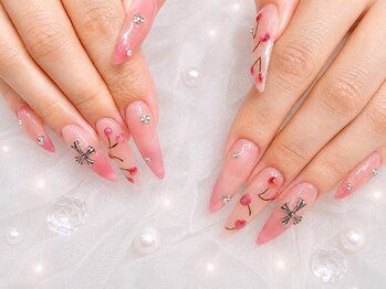 ジプソフィオーレ(Gypsofiore)の写真/持ち込みデザイン120分￥9500～大人女子も夢中☆ワンホンネイルやトレンドでデザインもご相談ください♪