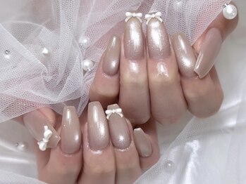 ドールネイル(DOLL NAIL)の写真/【シンプルなオフィスネイルもお任せ】お仕事上デザインの制限がある方も楽しんで頂けるデザインをご提案♪