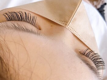 パールビューティーラッシュアンドネイル(Pearl Beauty Lash nail)/フラットラッシュ