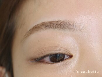 エンカシェット 代官山(En’e cachette)/【矯正美眉】+眉カラー☆