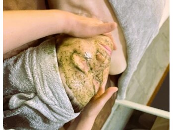 シャルールプラス(chaleurplus)/ハーブピーリング