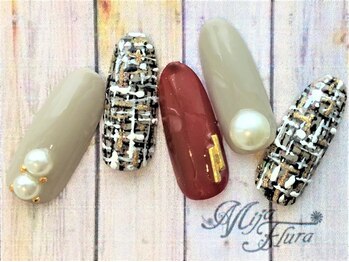 ホームネイルサロン 戸田 ミハ フルーラ(Home Nail Salon Mija Flura)の写真/上品な大人女性の為のデザインが豊富♪ご新規様付替えオフ無料!優しいオフプレパ♪パラジェル◎定額700種