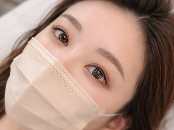 ダズル(DAZZLE)の写真/今っぽナチュラルで、ふんわり可愛い目元に♪