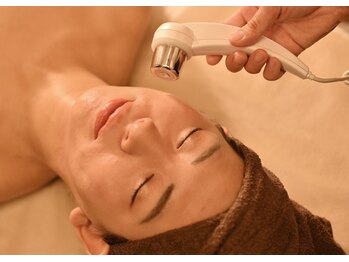 ジーニー(genie)/幹細胞培養液を導入!