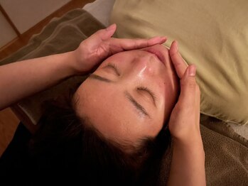 頭ほぐし屋/小顔を頭からしっかり維持。