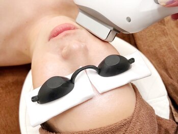 バーニー 梅田店(BARNEY)/光フェイシャル