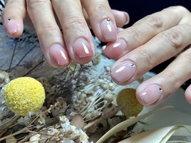 ナチュラルピンクで可愛らしく！