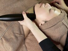 ヘラ(HERA)/小顔・二重顎悩みにはインモード