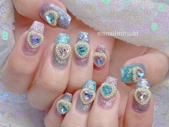 エムズ ネイル アンド アイ(M’s nail & eye)/