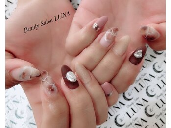 ビューティーサロン ルーナ(LUNA)/持ち込みデザインネイル