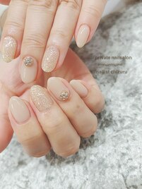 キラキラパーツネイル