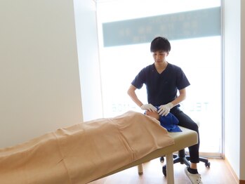 たかす整骨院の写真/小顔を叶えるための徹底したカウンセリングで診断◎国家資格者だからこその施術で左右差やエラ張りを改善！
