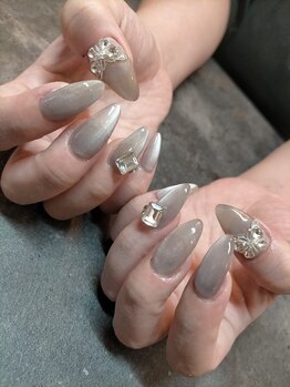 マノ(Mano)/マグネットネイル