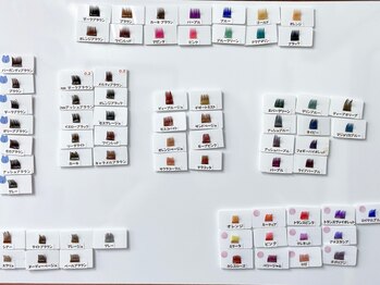 JOY美容サロンの写真/新色入荷☆フラットラッシュカラー全70色"変更無料"!!お好きな配分で自分らしく♪自然でお洒落目元を演出☆