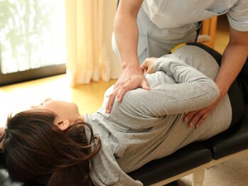 ティーエムエスカイロプラクティック(TMS)/ほぐした後に骨盤矯正♪